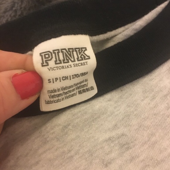 Pink vs tee - Picture 2 of 2